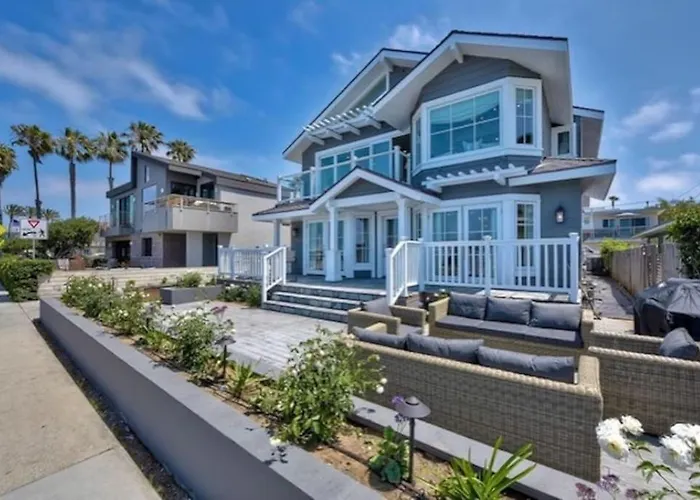 Luxury Ocean Views & Steps To The Sand - Tower 36 Upper Condo Unit